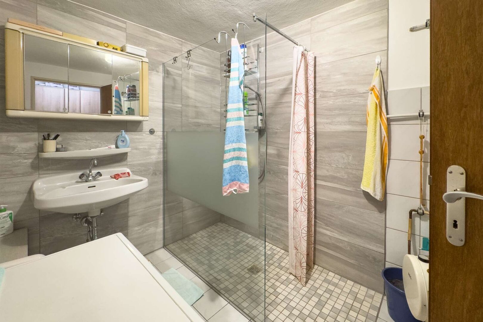 Badezimmer EG