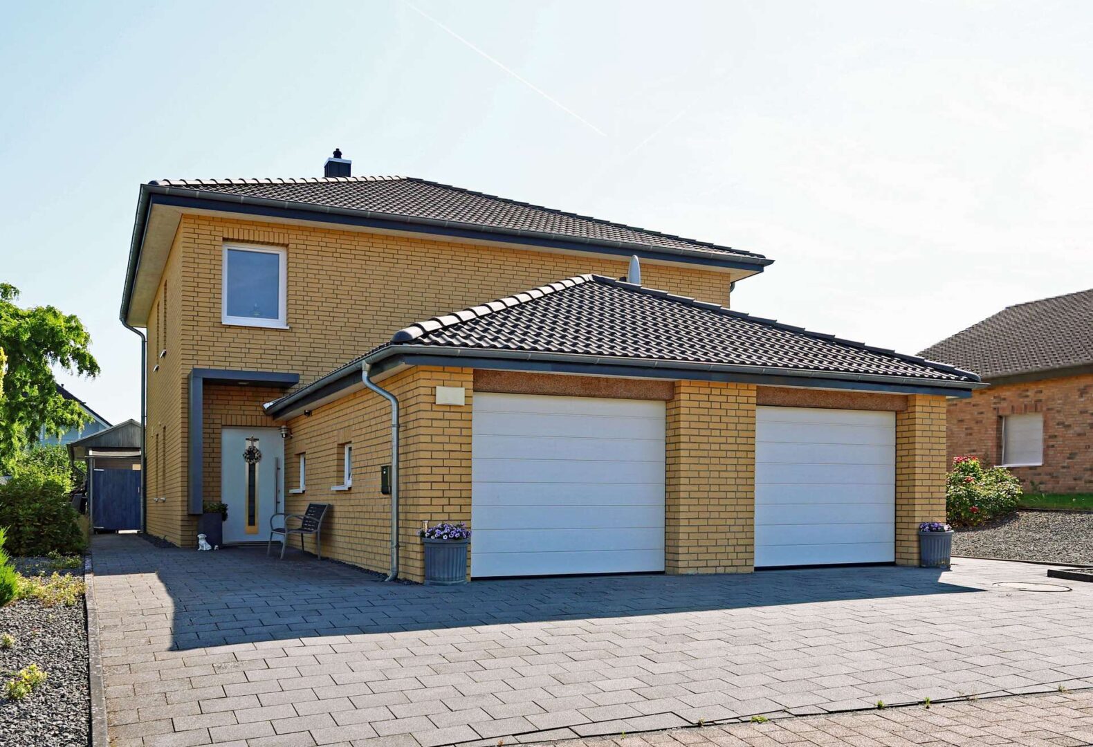 Straßenansicht