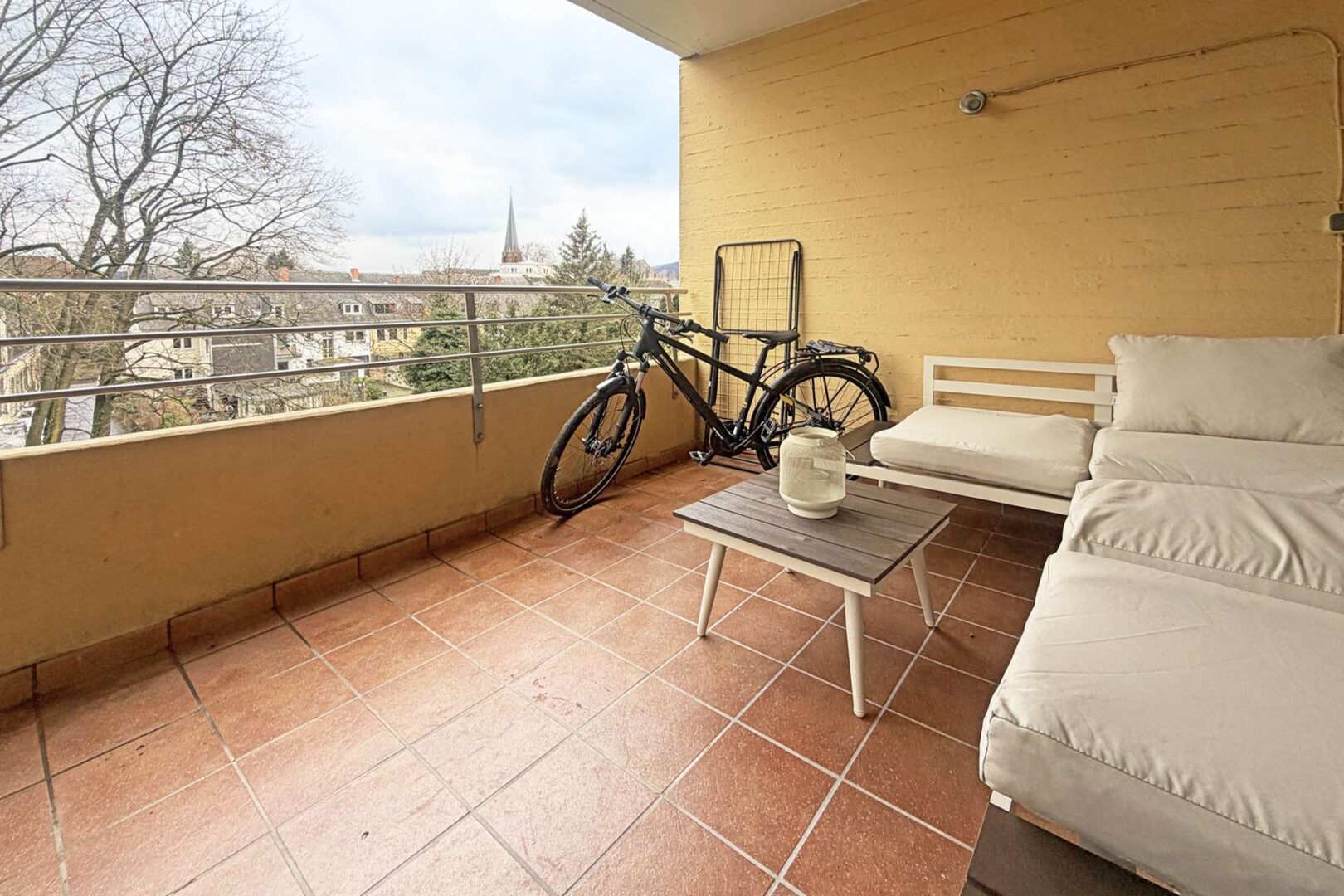 Großer Balkon
