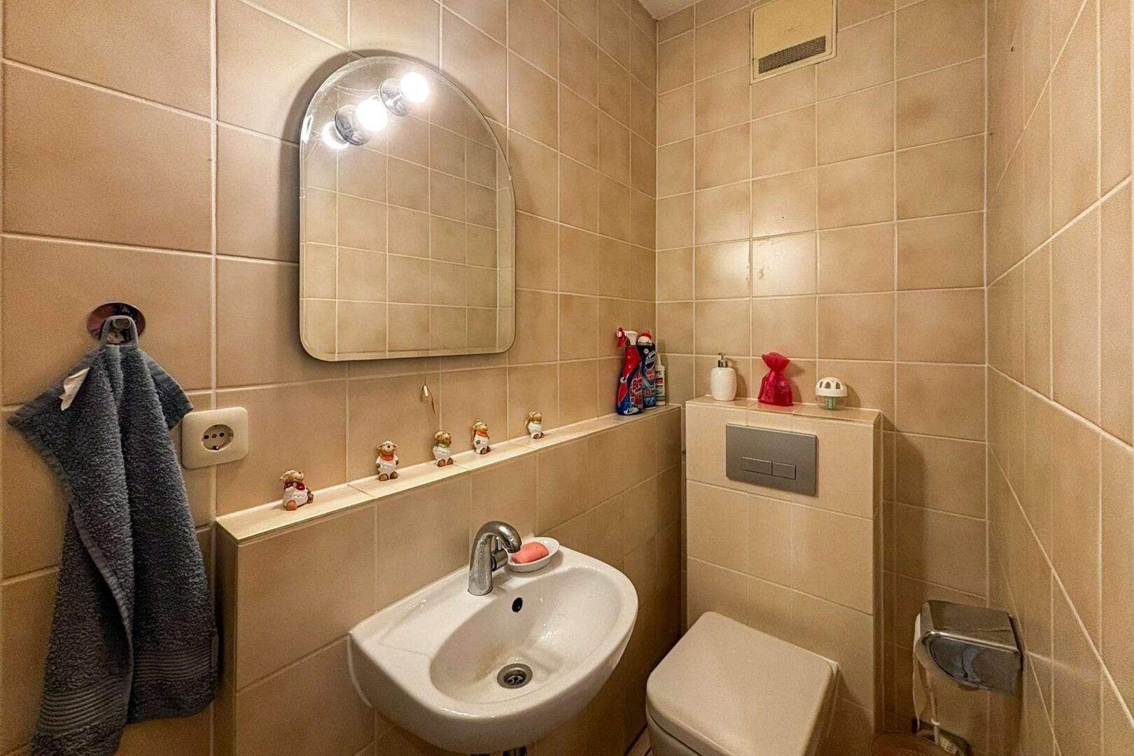 Gäste-WC mit Lüftung