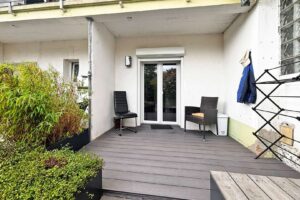 Terrasse der Erdgeschosswohnung