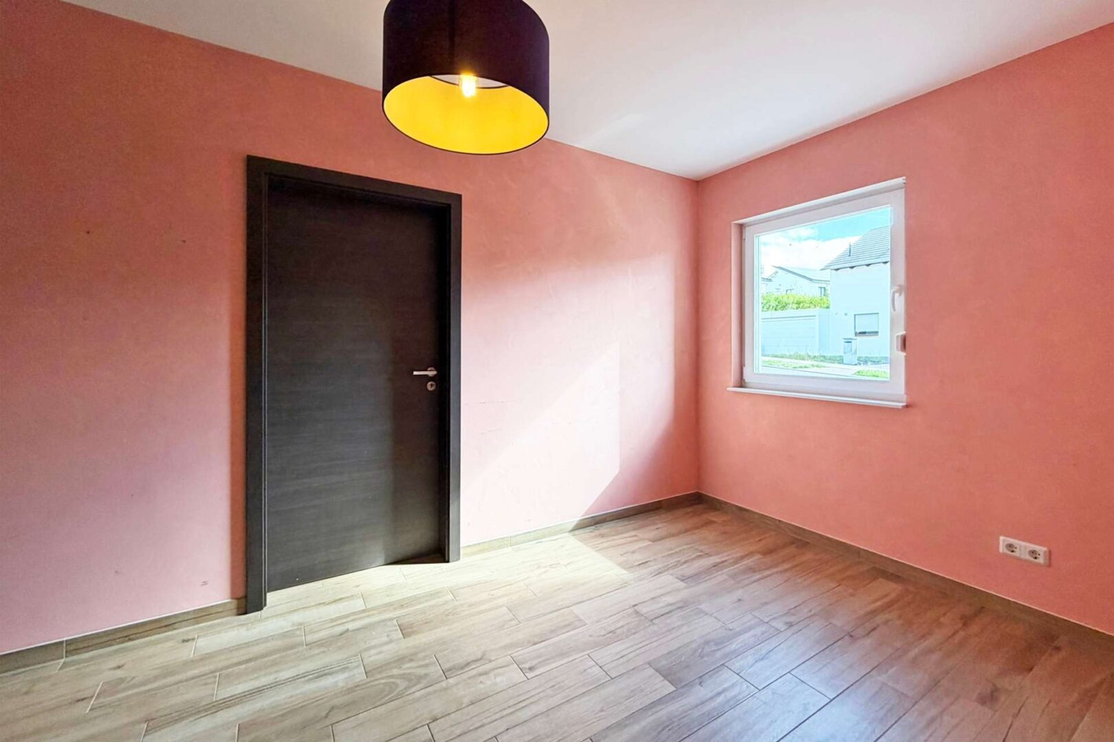 Gästezimmer oder Büro im EG rechts