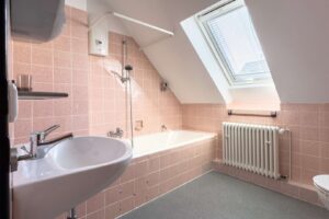 Badezimmer 1. OG
