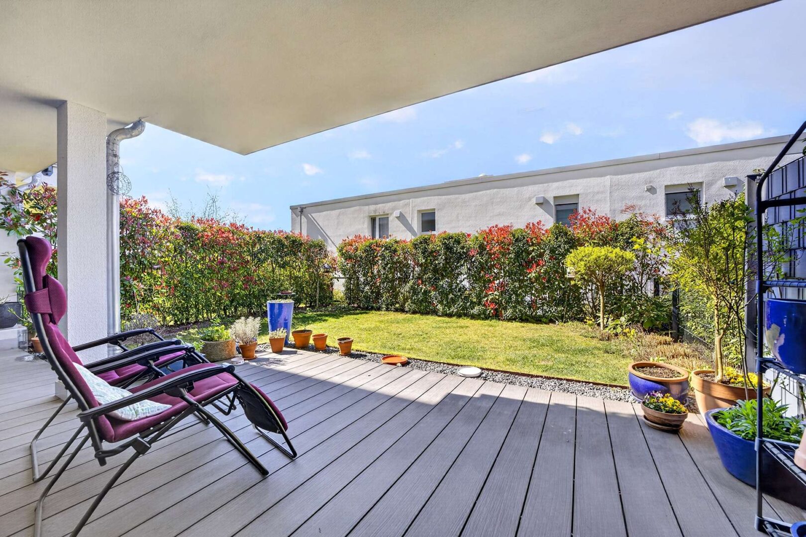 Terrasse mit Garten